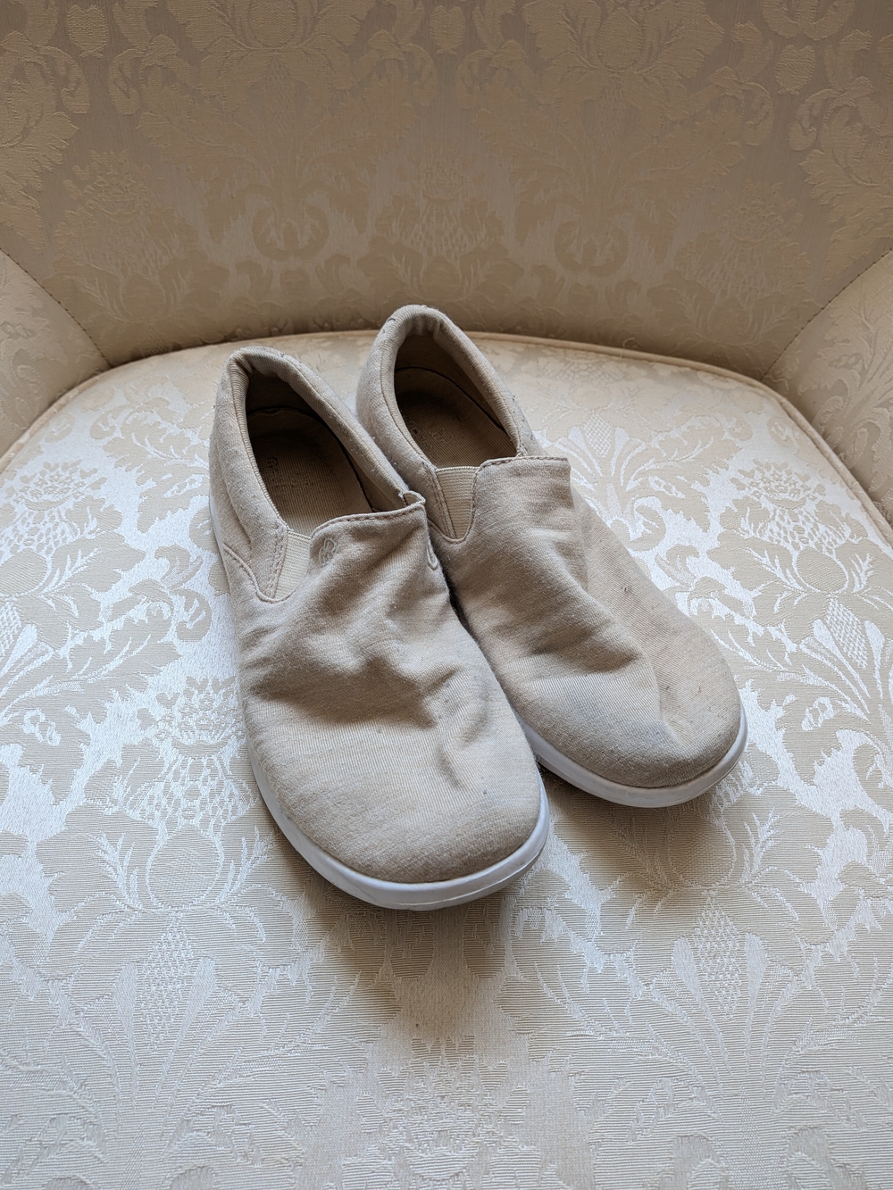 Merinos Shoes Casual Slip-On Canvas Sneakers in Light Beige